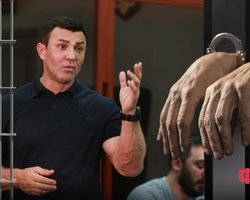 Обшук у Тищенка: нардеп розбив телефон, оскільки він містив "державну таємницю", — адвокат