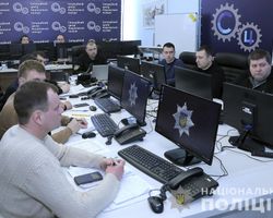 Нацполиция взяла под круглосуточную охрану все окружные избирательные комиссии