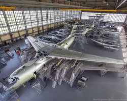 Дрони пробили отвори в ангарі 123 авіазаводу РФ: що показав супутник, — OSINT (фото)