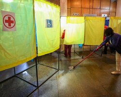 Второй тур выборов мэра в четырех городах Украины состоится 15 ноября, и еще в семи городах – 22 ноября
