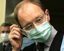 Вирус Ю1Я1: пиарщики Яценюка сыграли на теме свиного гриппа