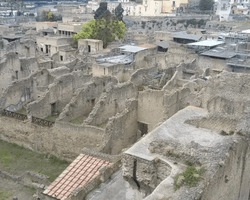 Пережив катастрофу: туристка відвідала місто, про яке всі забули (фото)