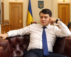 Время Разумкова. Спикер Рады — о кнопкодавстве, собственной политической игре и Зеленском