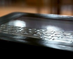 Пользователям представили технологию сенсорного экрана, способного "выращивать" физические кнопки