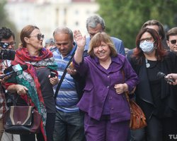 Светлана Алексиевич вернулась с допроса в Следственном комитете Беларуси