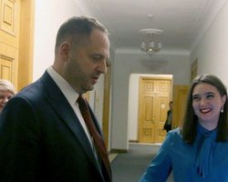 Андрій Єрмак хотів стати президентом України та вводив в оману Зеленського, — Юлія Мендель