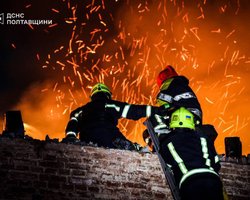 Массировання атака на Украину: россияне атаковали энергетику и поезда, есть пострадавшие (фото)