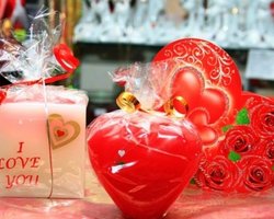 В Иране запретят символику Дня Святого Валентина