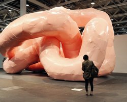 Красота по-швейцарски. Главные события и покупки ярмарки современного искусства Арт-Базель