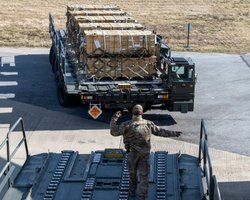 В первую очередь — ракеты для ПВО: пауза в помощи США касается поставок по USAI, — СМИ