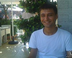 Депутат Ландик нанял российского адвоката