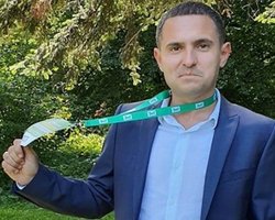 У кандидата в депутаты от "Слуги народа" обнаружилось двойное гражданство