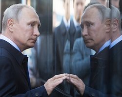 Путин рассказал, когда впервые в жизни стал на колени