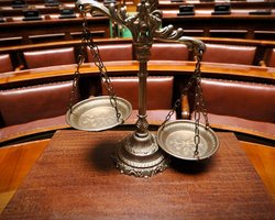 Зачем на суды пенять. Ющенко, Витренко и мэр Омельченко: кто и когда пытался оспорить результаты выборов в Украине