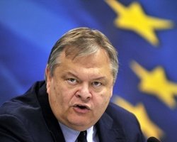 Министр финансов Греции решил уйти в отставку