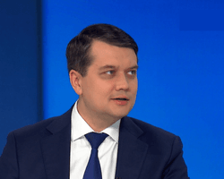 "Для меня 9 мая - это праздник", - спикер ВРУ Разумков