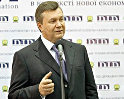 Янукович открыл участок дороги Киев-Чоп