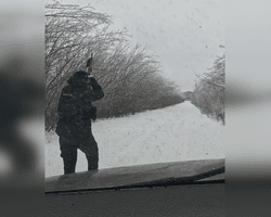 "Очередной день рождения": волонтер Христов показал момент попадания дрона РФ в его авто (видео)