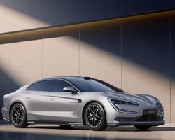 Запас хода — 1000 км: флагманский электрокар BYD получит самую большую в мире батарею (фото)