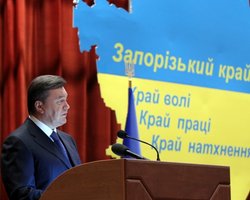 Янукович рассказал анекдот про Мойшу