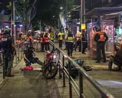 Теракт в Тель-Авиве: среди 16 раненых есть украинка, что известно