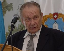 Сын Шухевича пойдет в суд, чтобы вернуть отцу звание героя