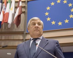 Барселоне не поможет никто, - глава Европарламента