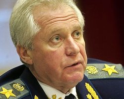 Дело Гонгадзе: Генпрокурор уговорил следователя поработать еще