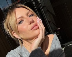 Леся Никитюк показала, как украсила дом к новогодним праздникам (фото)