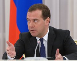 Медведев допустил возможность разрыва Россией дипотношений с Украиной