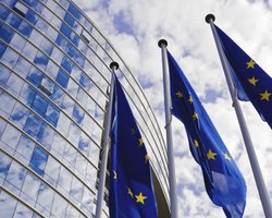 Военное положение не должно повлиять на выделение Украине денежной помощи, - Представительство ЕС