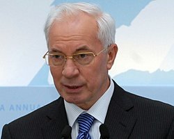 Азаров: в 2011 году Украине нужно будет занять 30 млрд. грн