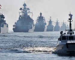 Корабли РФ появились в Черном море с закрашенными названиями и бортовыми номерами