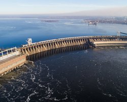 Росіяни повідомляють про "знищення" греблі Дніпровської ГЕС: в РНБО відреагували