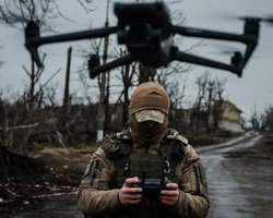 "Дрони взяли на себе багато функцій": командир пояснив, чи здатна техніка замінити піхотинців