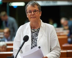 Украина имеет право свободно передвигаться в своих территориальных водах, - президент ПАСЕ