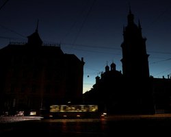 Графики отключения 7 декабря: где свет будет всего семь часов в сутки