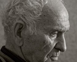 Чийгоз-старший просит Всевышнего, чтобы освободили и остальных заключенных