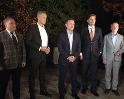 К Медведчуку приехали немецкие депутаты от партии, лидер которой хвалил вермахт (фото)