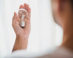 В "Укренерго" попередили, як довго не буде світла 8 грудня