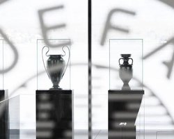 УЕФА приостановил проведение матчей в Армении и Азербайджане из-за войны в Карабахе