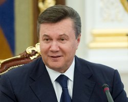 Сегодня Виктор Янукович празднует день рождения