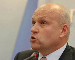 Экс-глава секретариата президента: Янукович реанимировал Тимошенко