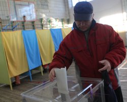 97,82% протоколов: Партия президента сокращает разрыв