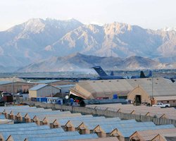 США покинули крупнейшую авиабазу Баграм в Афганистане (видео)