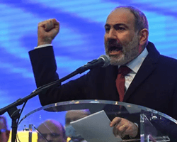 Никол Пашинян в апреле уйдет в отставку с должности премьер-министра Армении (видео)