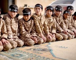 ИГИЛ создаст детские лагеря для обучения "искусству терроризма"