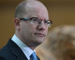 Речь Земана в ПАСЕ не соответствует нашей внешней политике, – премьер Чехии