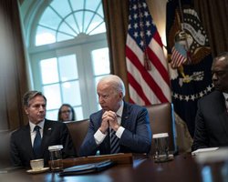 Администрация Байдена хочет успеть предоставить Украине $6 млрд до инаугурации Трампа, — Politico