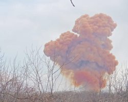 В Крыму почти ежедневно "утилизируют боеприпасы": в ГУР объяснили, что скрывают ВС РФ (видео)